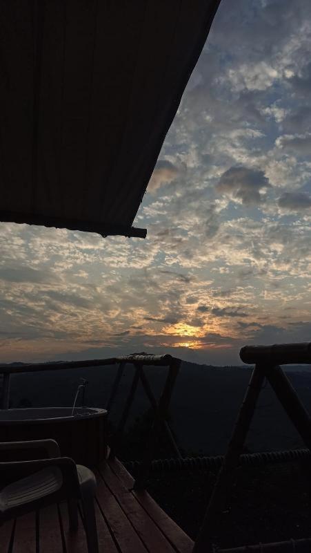 מלון Chinchiná Glamping Orosierra מראה חיצוני תמונה