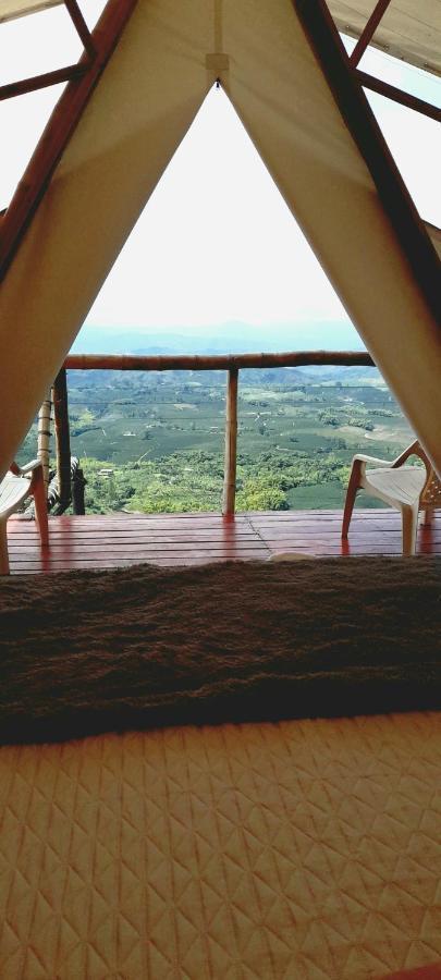 מלון Chinchiná Glamping Orosierra מראה חיצוני תמונה